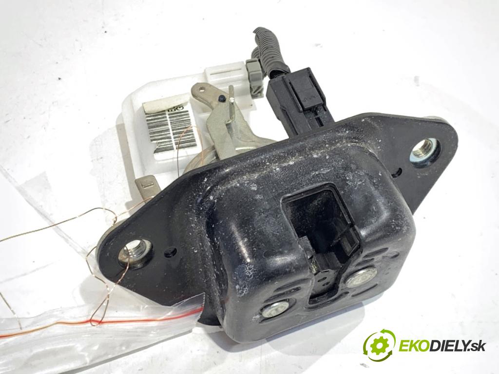 HONDA CIVIC VIII liftback 2009 73 kW 1.4 (FK1, FN4) 1339 zámok dverí zad EU-K93-61110