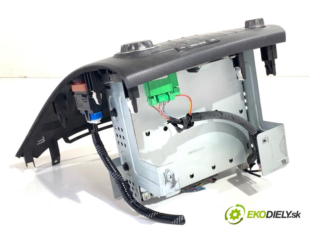 HONDA CIVIC VIII liftback 2009 73 kW 1.4 (FK1, FN4) 1339 RADIO 39100-SMG-G022-M1 (Audio zariadenie)
