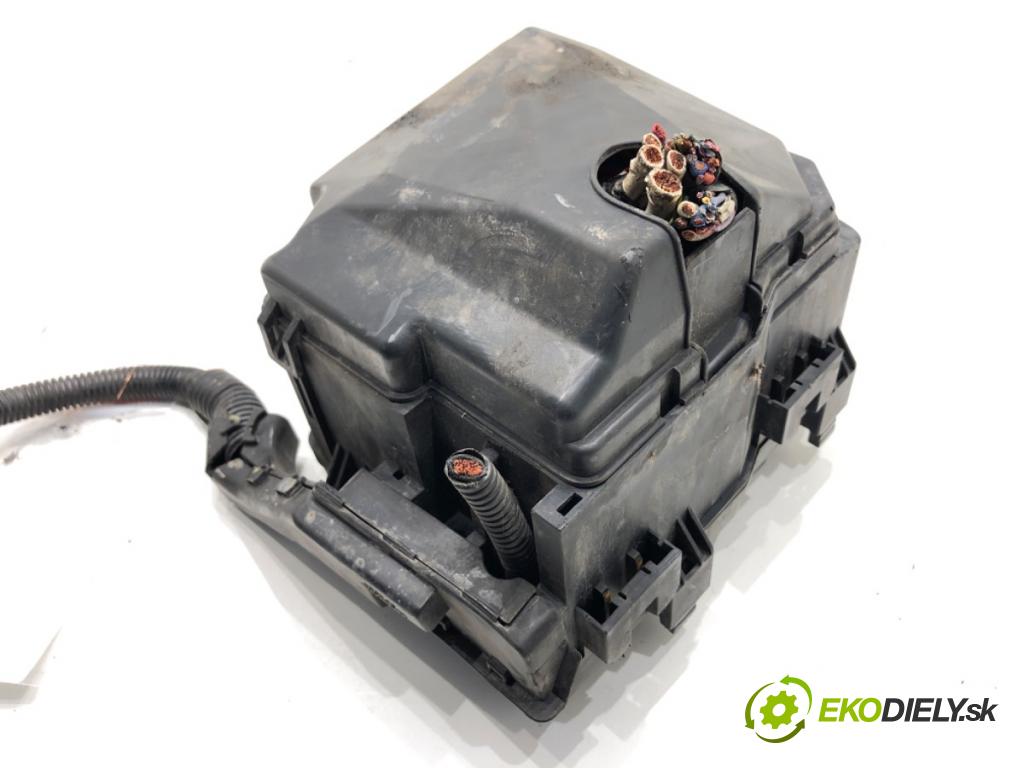 HONDA CIVIC VIII liftback 2009 73 kW 1.4 (FK1, FN4) 1339 Skrinka poistková 20SMG-G03 (Poistková skrinka)