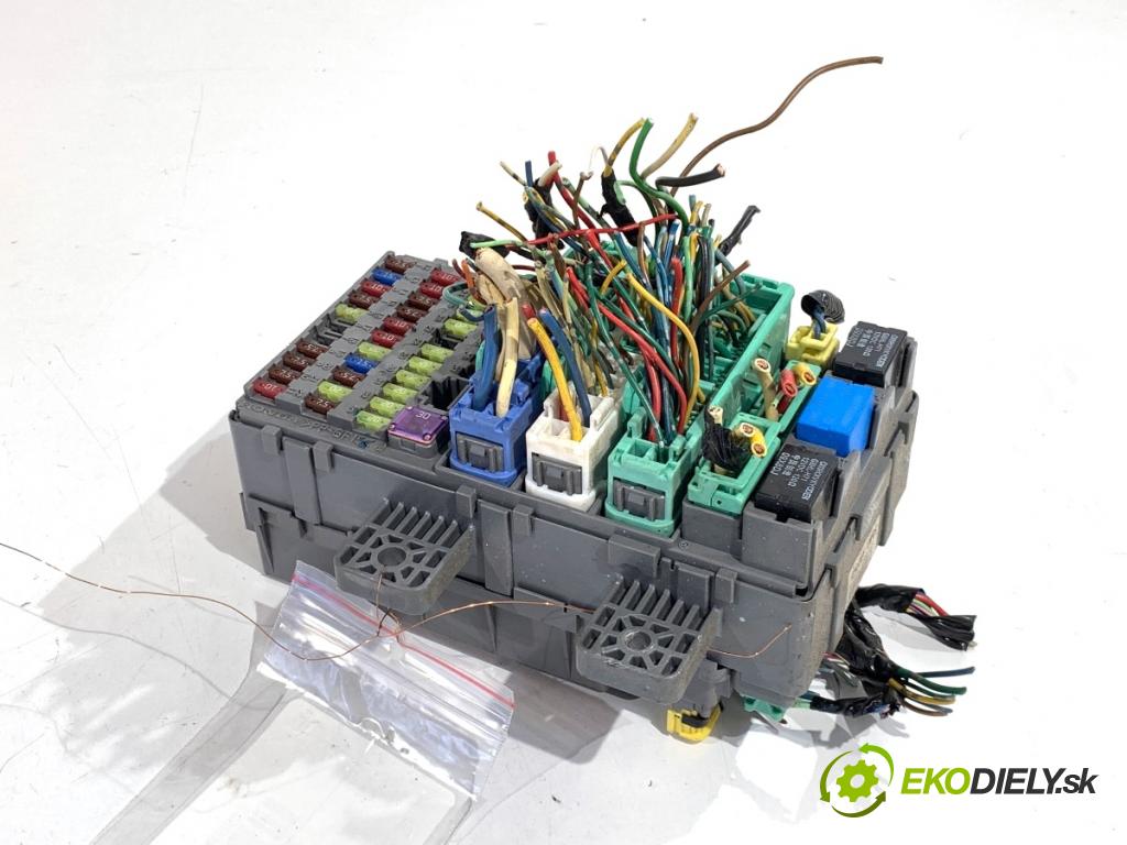 HONDA CIVIC VIII liftback 2009 73 kW 1.4 (FK1, FN4) 1339 modul BSI 37832LN (Pojistková skříňka)