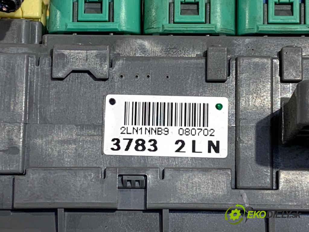 HONDA CIVIC VIII liftback 2009 73 kW 1.4 (FK1, FN4) 1339 Modul BSI 37832LN (Poistková skrinka)