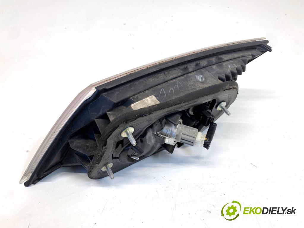 HONDA CIVIC VIII liftback 2009 73 kW 1.4 (FK1, FN4) 1339 Svetlo zad ľavá strana vnútorná  (Kľučka dverí ostatné)