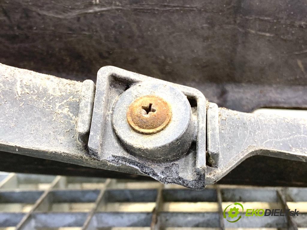 KIA SPORTAGE III SUV 2011 85 kW 1.7 CRDi 1685 Výstuha nárazníka zad 86631-3U000 (Výstuha zadná)