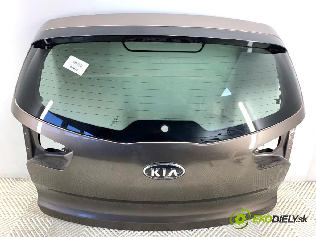 KIA SPORTAGE III SUV 2011 85 kW 1.7 CRDi 1685 kapota zadní část D5