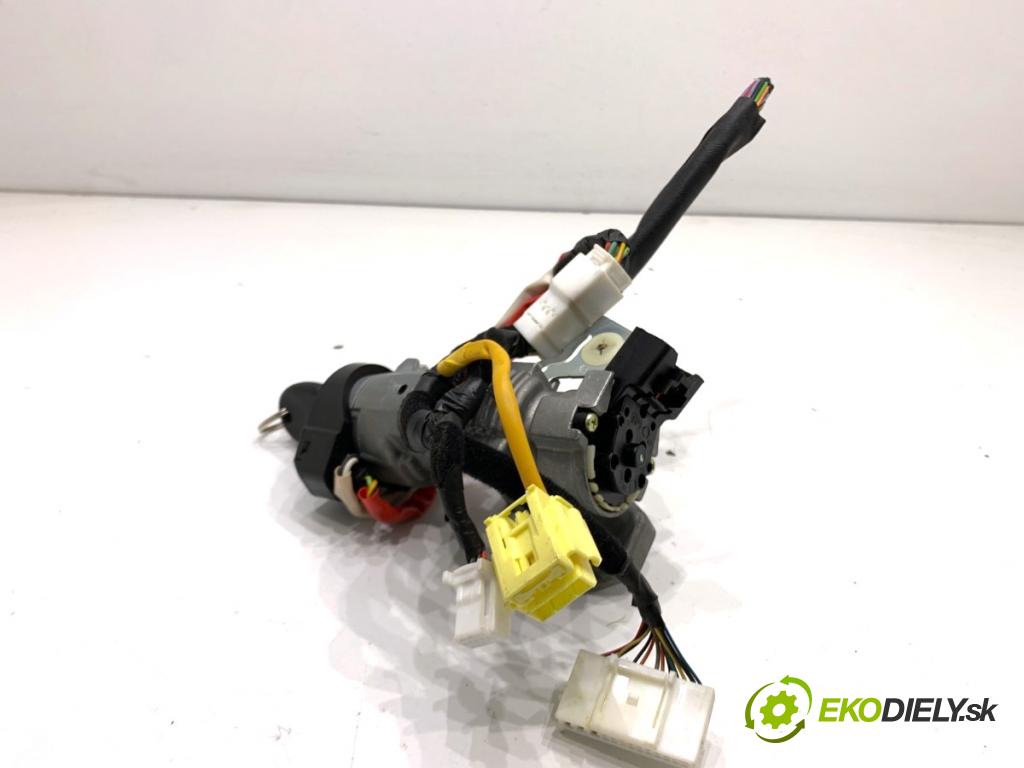 KIA SPORTAGE III SUV 2011 85 kW 1.7 CRDi 1685 spinačka  (Spínacia skrinka)