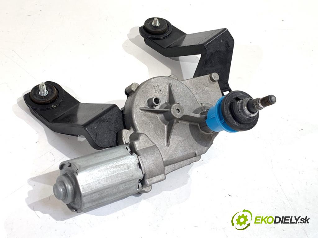 KIA SPORTAGE III SUV 2011 85 kW 1.7 CRDi 1685 motor stěračů zadní část 98700-3W000