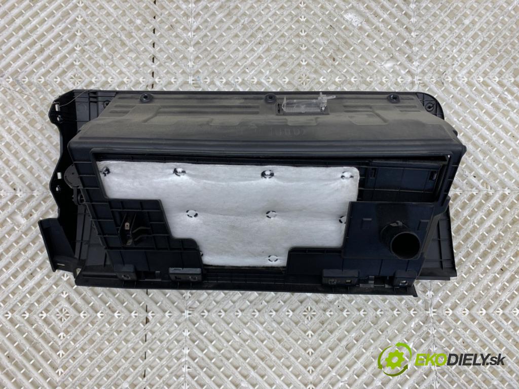 KIA SPORTAGE III SUV 2011 85 kW 1.7 CRDi 1685 přihrádka kastlík spolujezdce 10SL1-54200 (Přihrádka (kastlík))