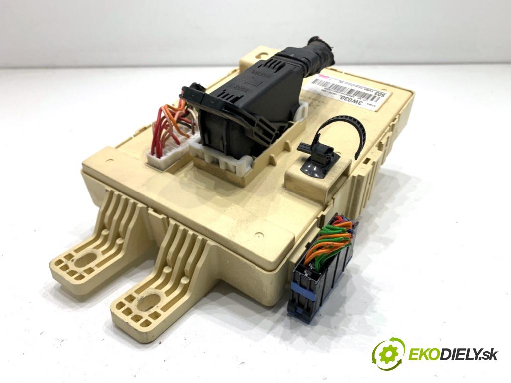 KIA SPORTAGE III SUV 2011 85 kW 1.7 CRDi 1685 Modul komfortu 91950-3W0300 (Modul komfortu)