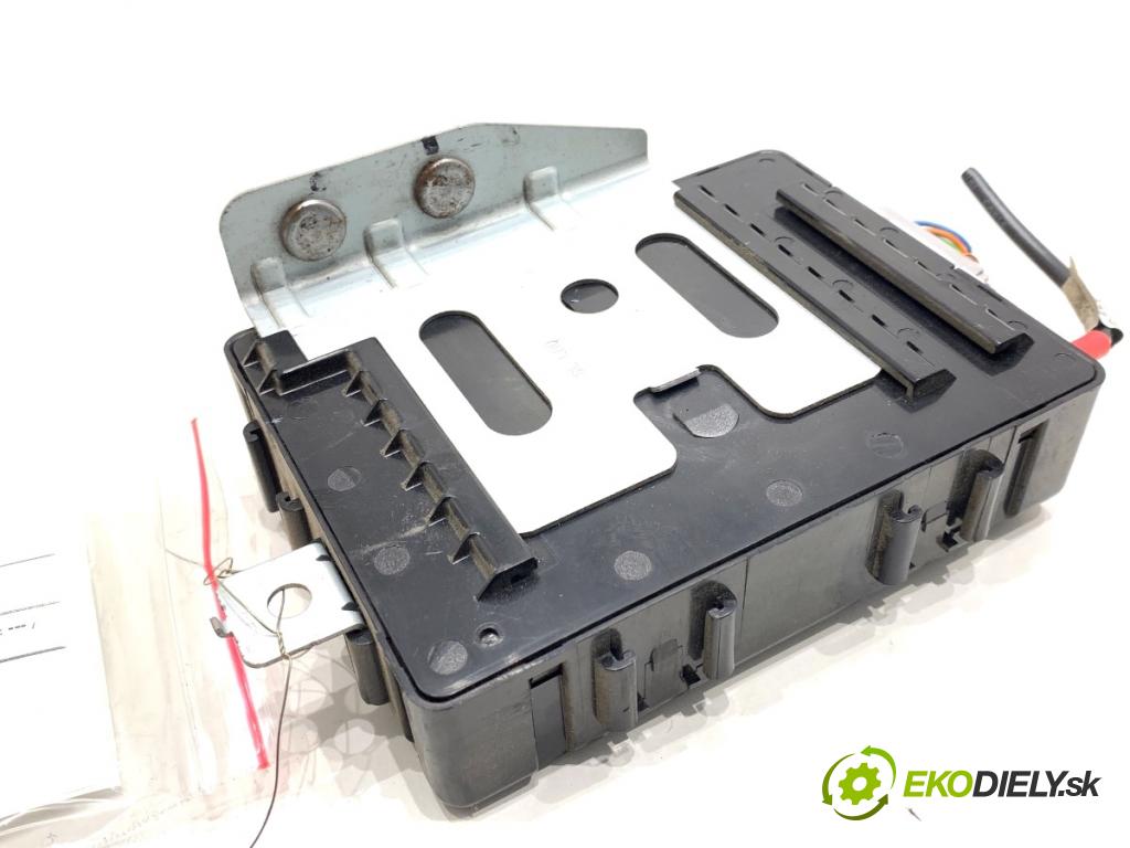 KIA SPORTAGE III SUV 2011 85 kW 1.7 CRDi 1685 Modul BCM 95400-3U130 (Riadiaca jednotka ostatné)