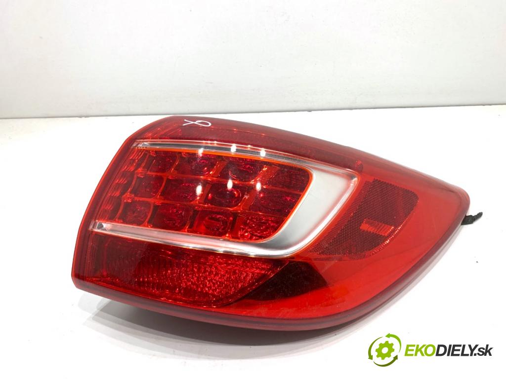 KIA SPORTAGE III SUV 2011 85 kW 1.7 CRDi 1685 Svetlo pravy zad 