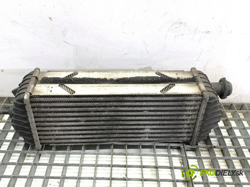 KIA SPORTAGE III SUV 2011 85 kW 1.7 CRDi 1685 intercooler 28270-2A850 (Intercooler (chladič nasávaného vzduchu))
