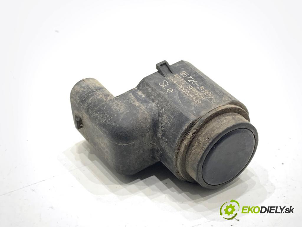 KIA SPORTAGE III SUV 2011 85 kW 1.7 CRDi 1685 Snímač PDC 95720-3U100