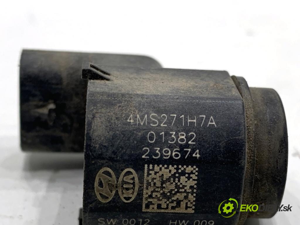 KIA SPORTAGE III SUV 2011 85 kW 1.7 CRDi 1685 Snímač PDC 95720-3U100