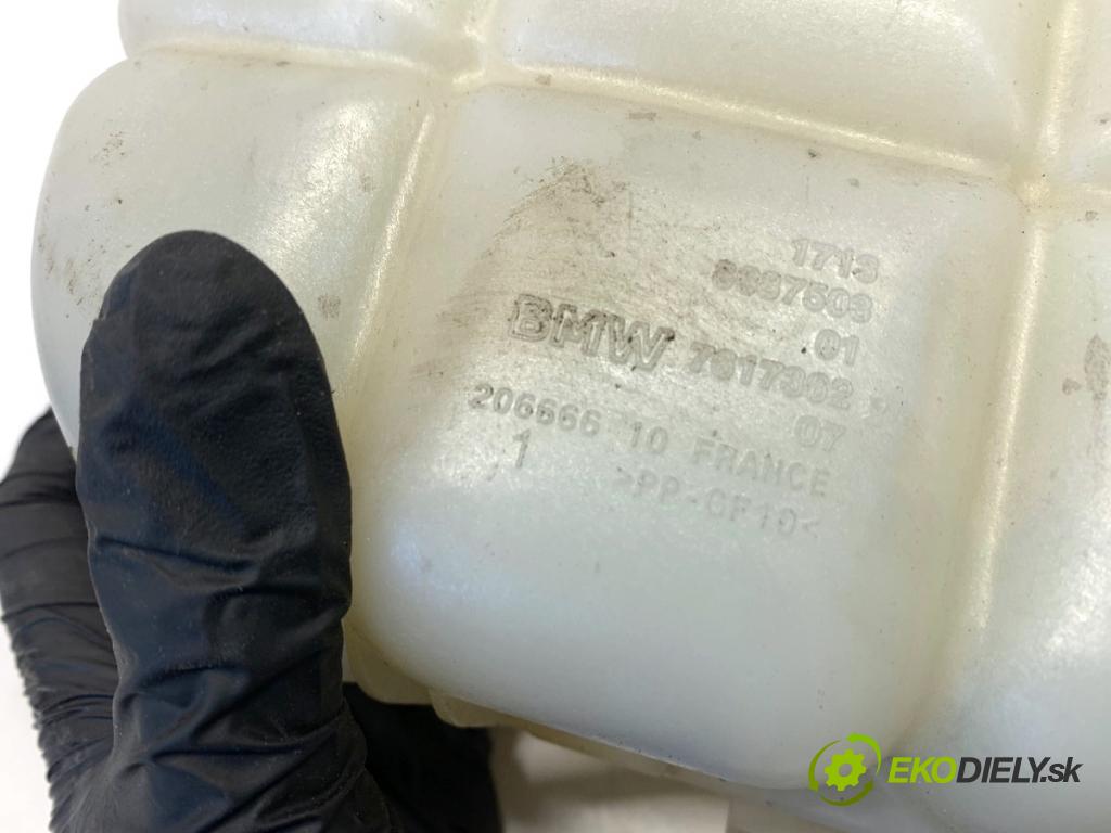 BMW F48 SUV 2017 110 kW sDrive 18 d 1995 Nádržka vyrovnávacia (kvapaliny) chladiaceho 8687503