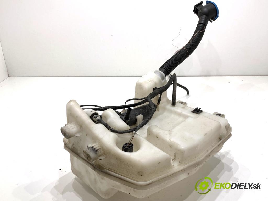 BMW F48 SUV 2017 110 kW sDrive 18 d 1995 nádržka ostřikovačů 7369649