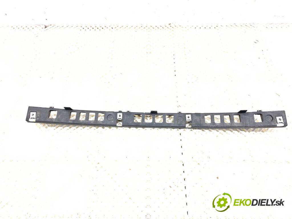 BMW F48 SUV 2017 110 kW sDrive 18 d 1995 Výstuha horná S11135A (Výstuha)