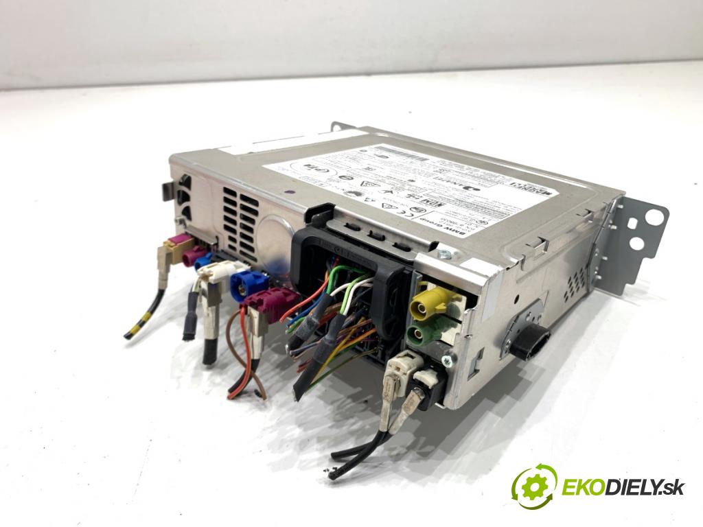 BMW F48 SUV 2017 110 kW sDrive 18 d 1995 RADIO Navigácia 8798035 (Audio zariadenie)