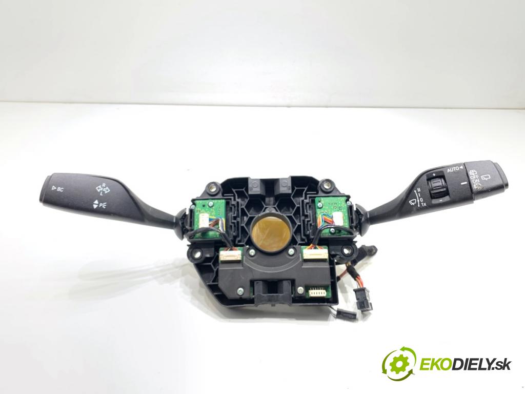 BMW F48 SUV 2017 110 kW sDrive 18 d 1995 přepínač kombinovaný 6827369 (Páčky pod volantem)