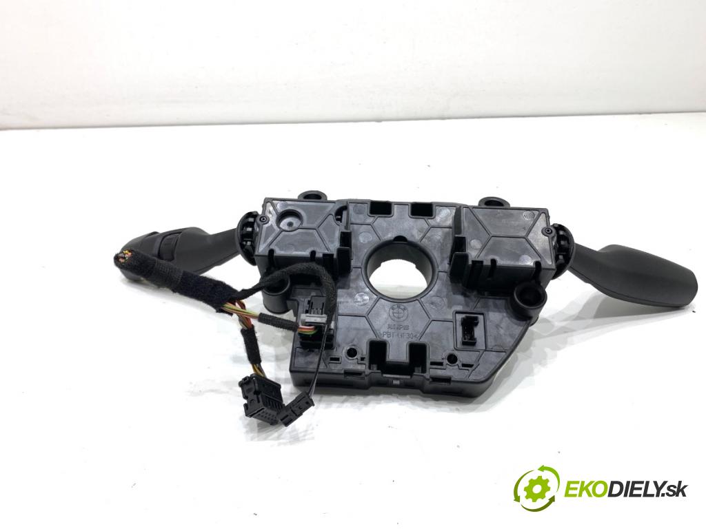 BMW F48 SUV 2017 110 kW sDrive 18 d 1995 Prepínač kombinovaný 6827369 (Prepínacie páčky pod volantom)