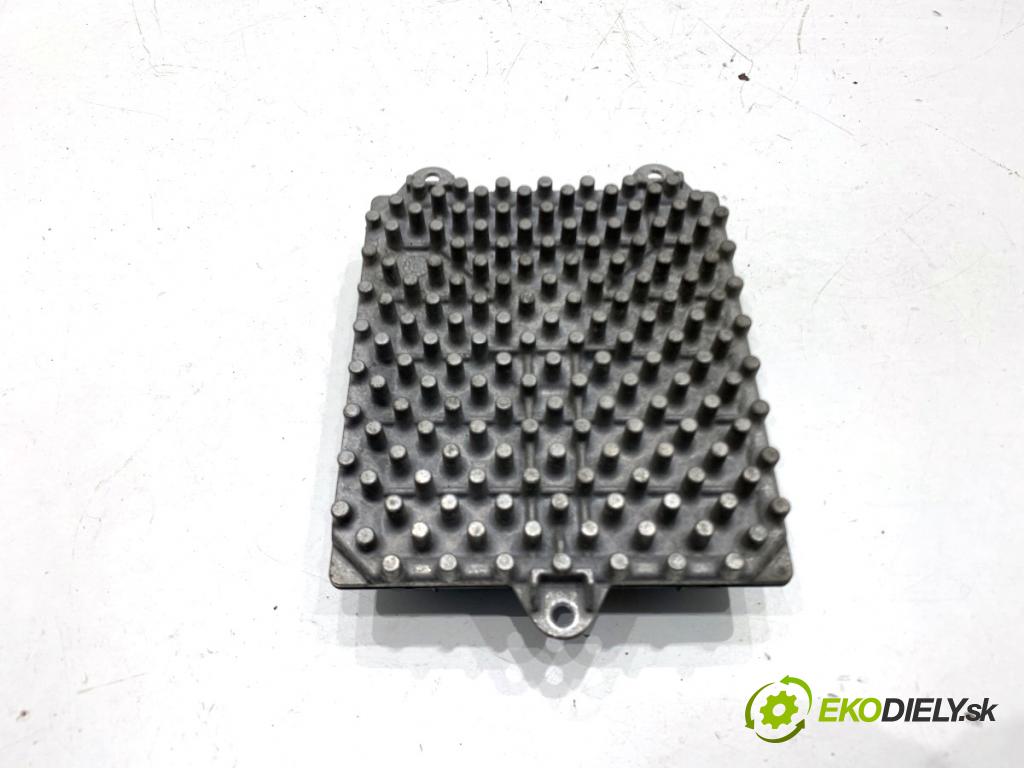 BMW F48 SUV 2017 110 kW sDrive 18 d 1995 Menič LED 7492089