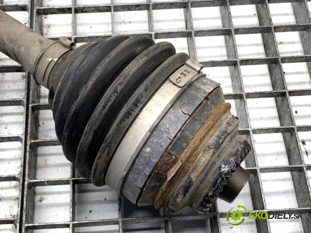 BMW F48 SUV 2017 110 kW sDrive 18 d 1995 Poloos pravy predný 8611942