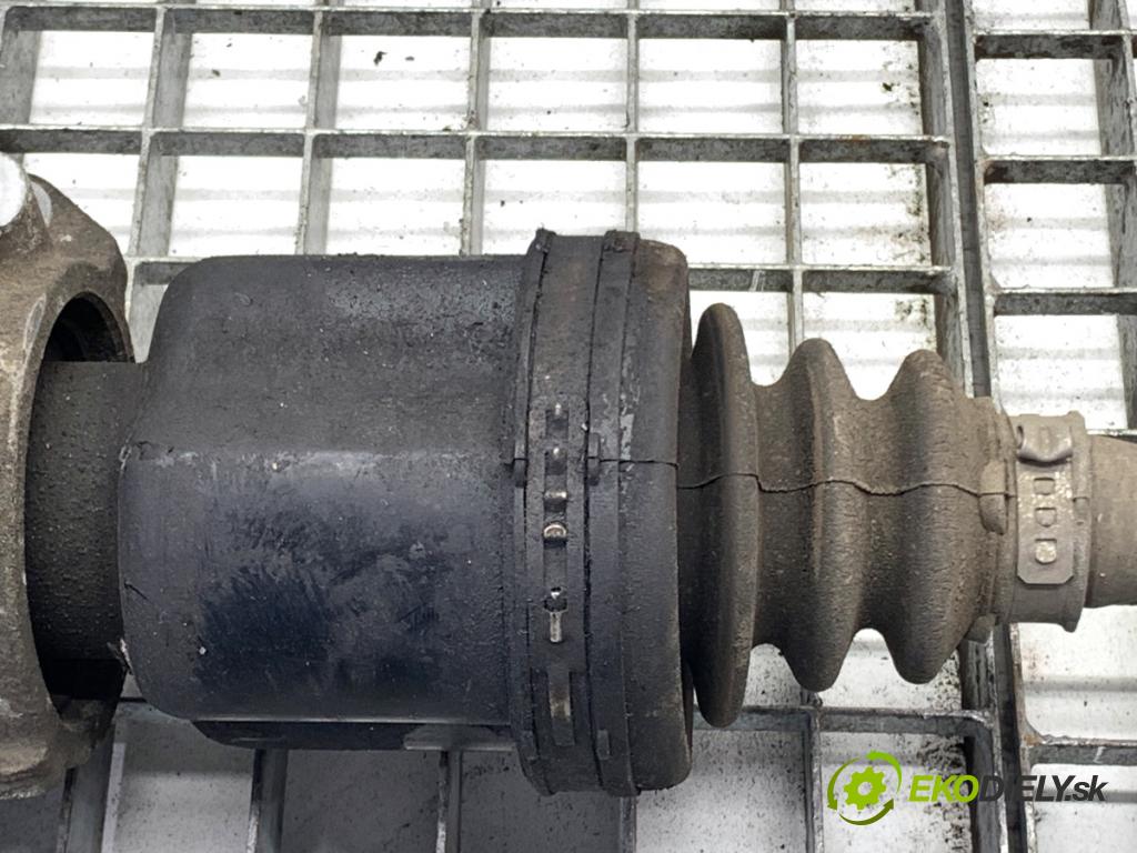 BMW F48 SUV 2017 110 kW sDrive 18 d 1995 Poloos pravy predný 8611942