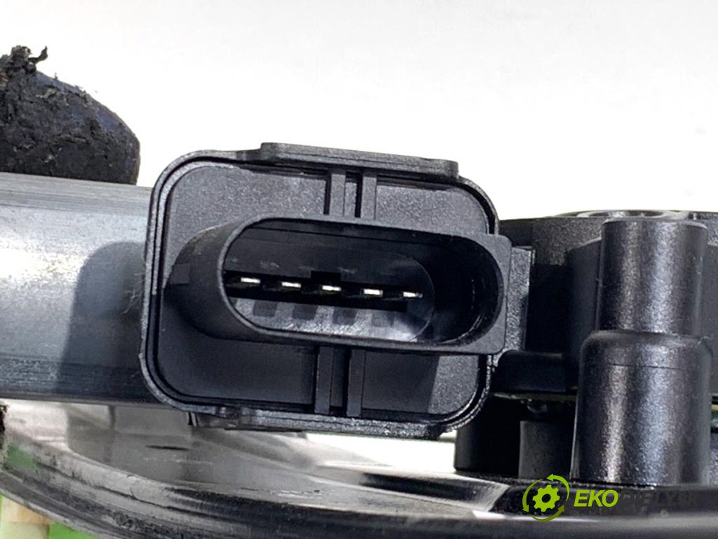 BMW F48 SUV 2017 110 kW sDrive 18 d 1995 Mechanizmus okna ľavy zad 7463491