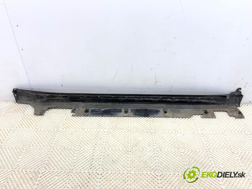 BMW F48 SUV 2017 110 kW sDrive 18 d 1995 lišta prahová levý 7332327