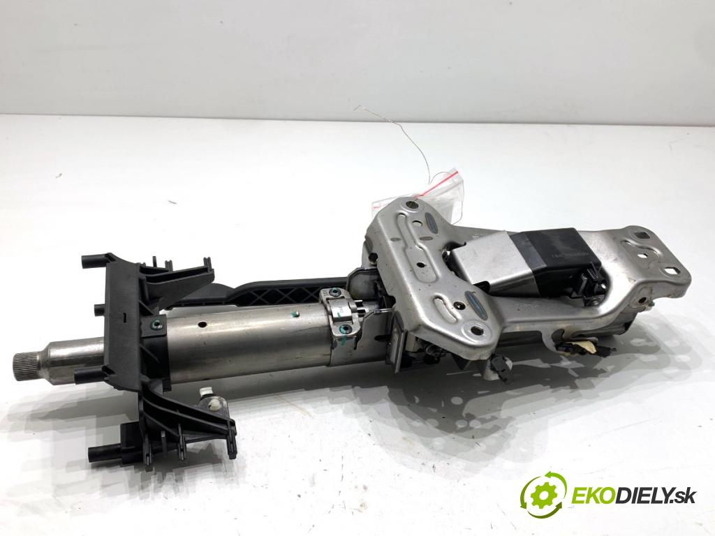 BMW F48 SUV 2017 110 kW sDrive 18 d 1995 Hriadeľ, tyč volantu 6864826 (Tyč riadenia (volantu))