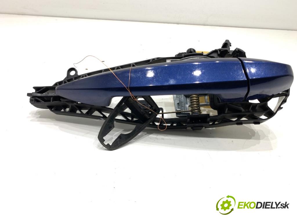 BMW F48 SUV 2017 110 kW sDrive 18 d 1995 Kľučka vonkajšia pravy zad 7401210