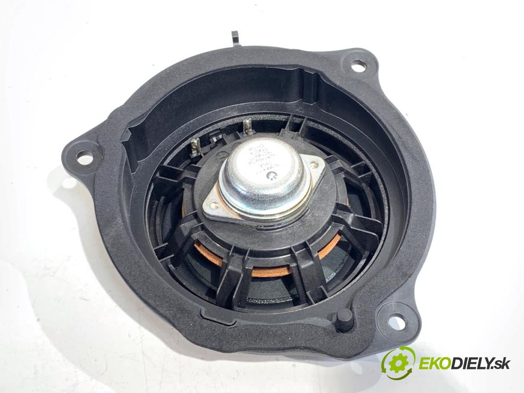 BMW F48 SUV 2017 110 kW sDrive 18 d 1995 reproduktory 9278065 9169691