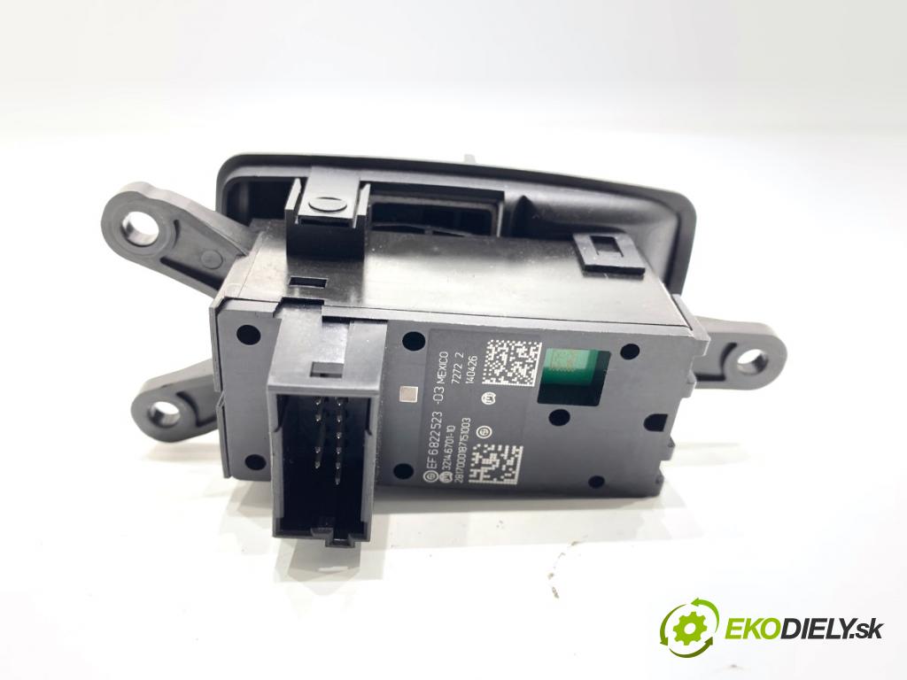 BMW F48 SUV 2017 110 kW sDrive 18 d 1995 Kulisa brzdy ručnej brzdy 6822523