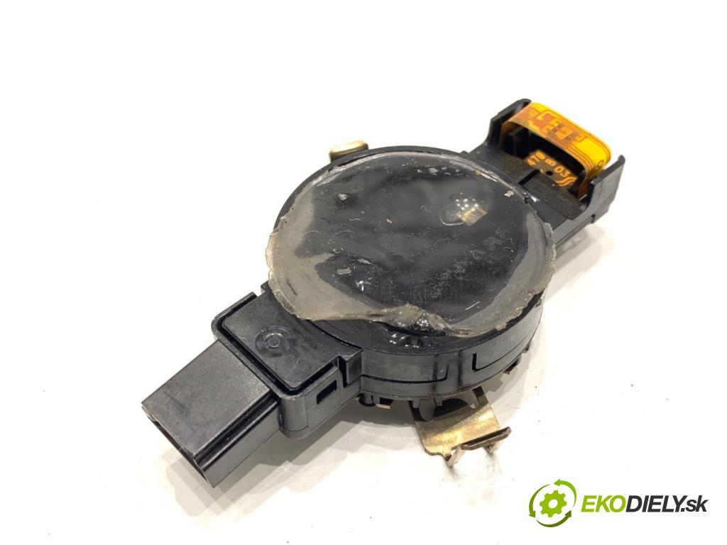 BMW F48 SUV 2017 110 kW sDrive 18 d 1995 Snímač dažďa 9861558 (Snímač dažďa)