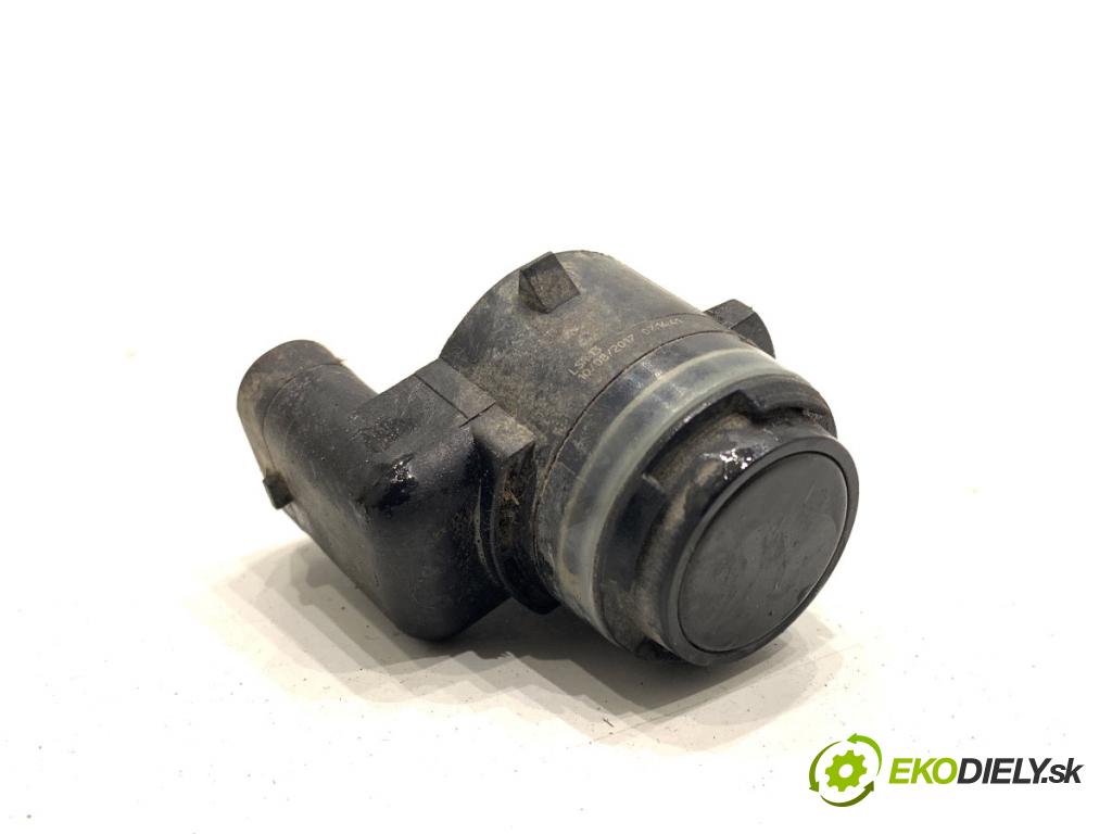 BMW F48 SUV 2017 110 kW sDrive 18 d 1995 snímač PDC 9274428