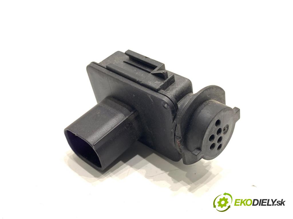 BMW F48 SUV 2017 110 kW sDrive 18 d 1995 Snímač kvality vzduchu 6833650 74578910