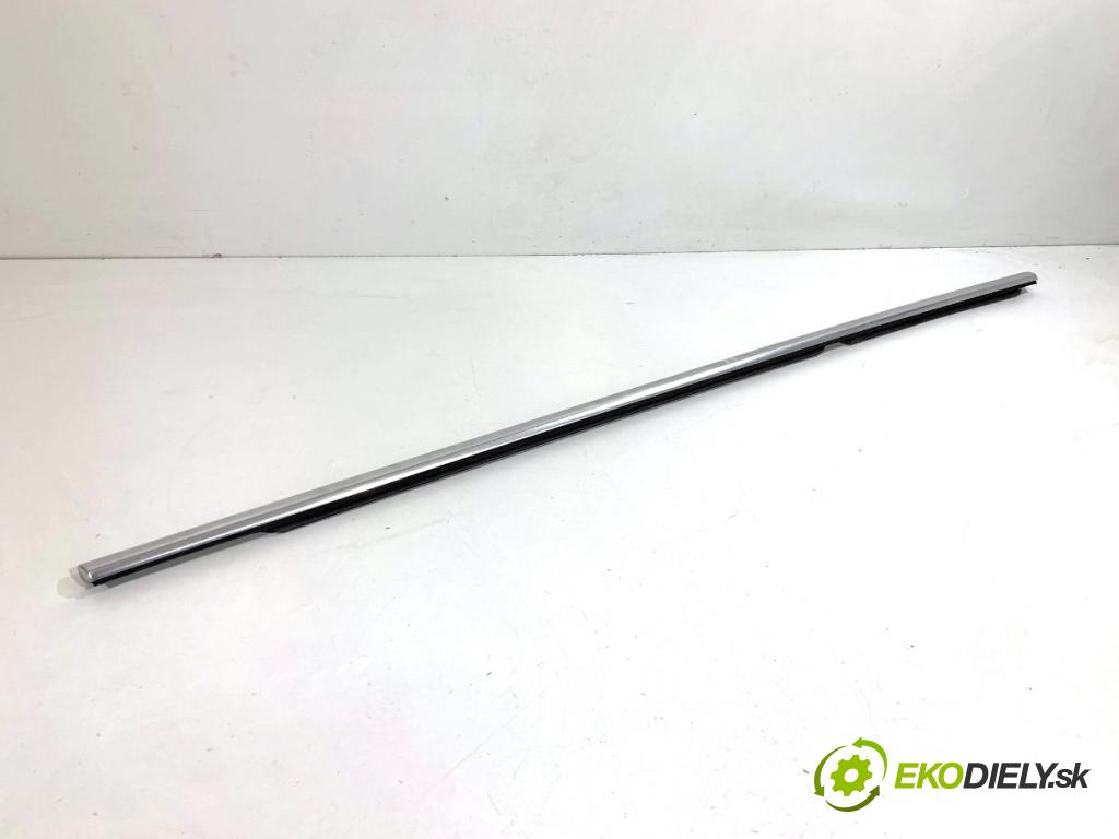 BMW F48 SUV 2017 110 kW sDrive 18 d 1995 Lišta Sbírání: zad pravy