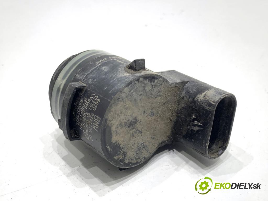 BMW F48 SUV 2017 110 kW sDrive 18 d 1995 Snímač PDC 9274428