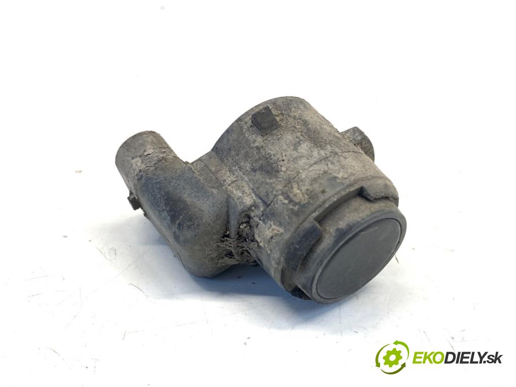 BMW F48 SUV 2017 110 kW sDrive 18 d 1995 Snímač PDC 9274428