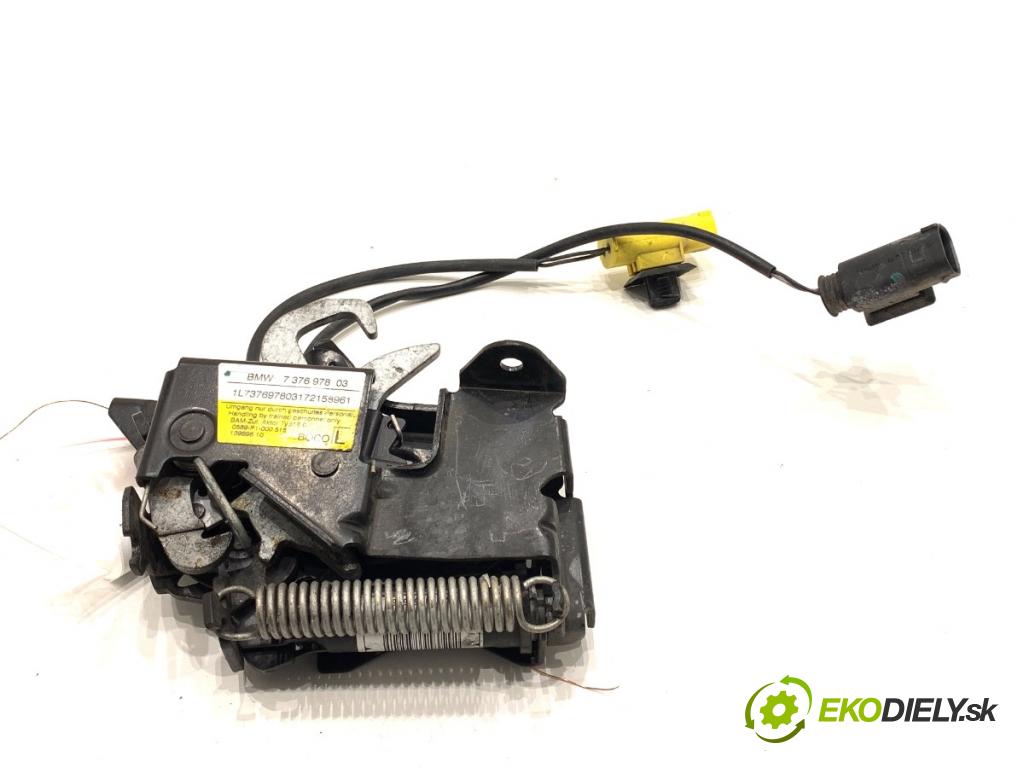 BMW F48 SUV 2017 110 kW sDrive 18 d 1995 zámok kapoty predný ľavy 7376978