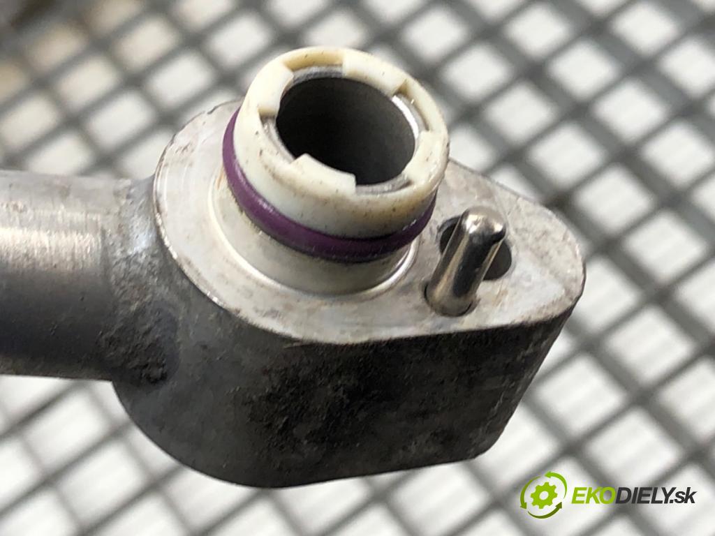 BMW F48 SUV 2017 110 kW sDrive 18 d 1995 rúrka klimatizácie 6832950 (Rúrka klimatizácie)