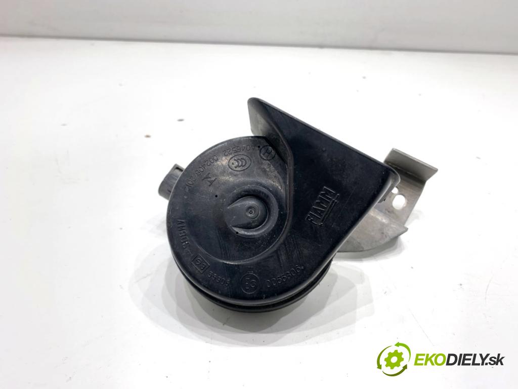 BMW F48 SUV 2017 110 kW sDrive 18 d 1995 klaksón 