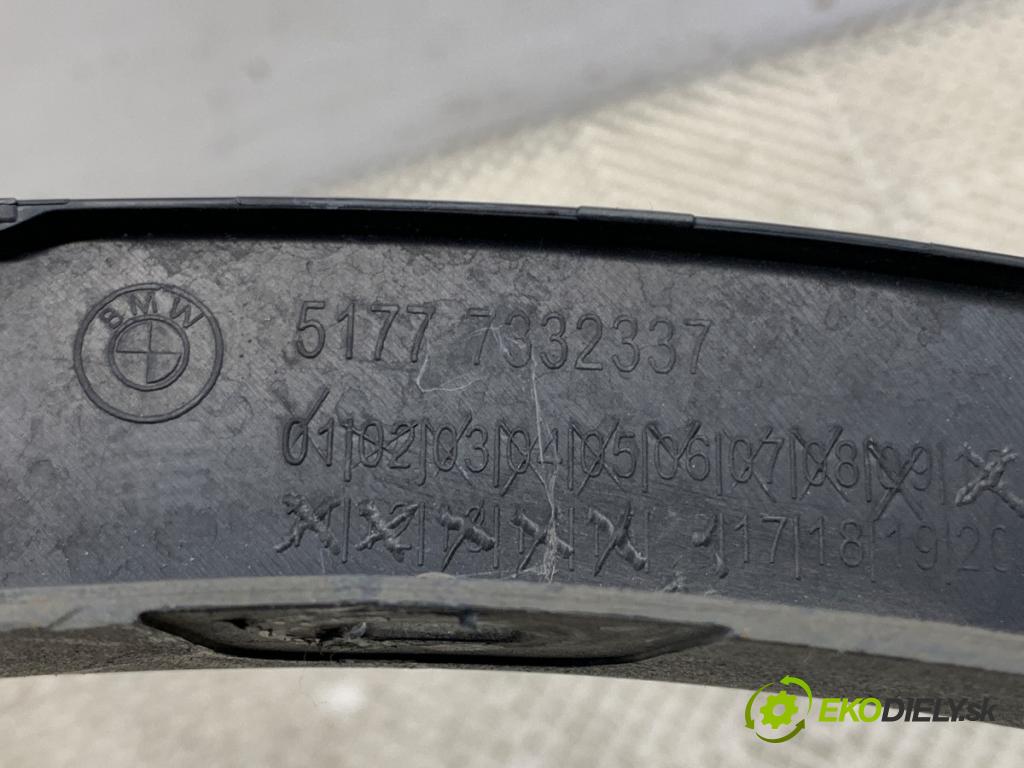 BMW F48 SUV 2017 110 kW sDrive 18 d 1995 lišta blatníka přední část levá strana 7332337