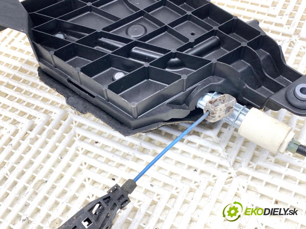 CITROEN C4 PICASSO I nadwozie wielkoprzestrzenne (MPV) 2007 80 kW 1.6 HDi 1560 BRZDA: ručný elektrický 9683024880 (Ručná brzda)