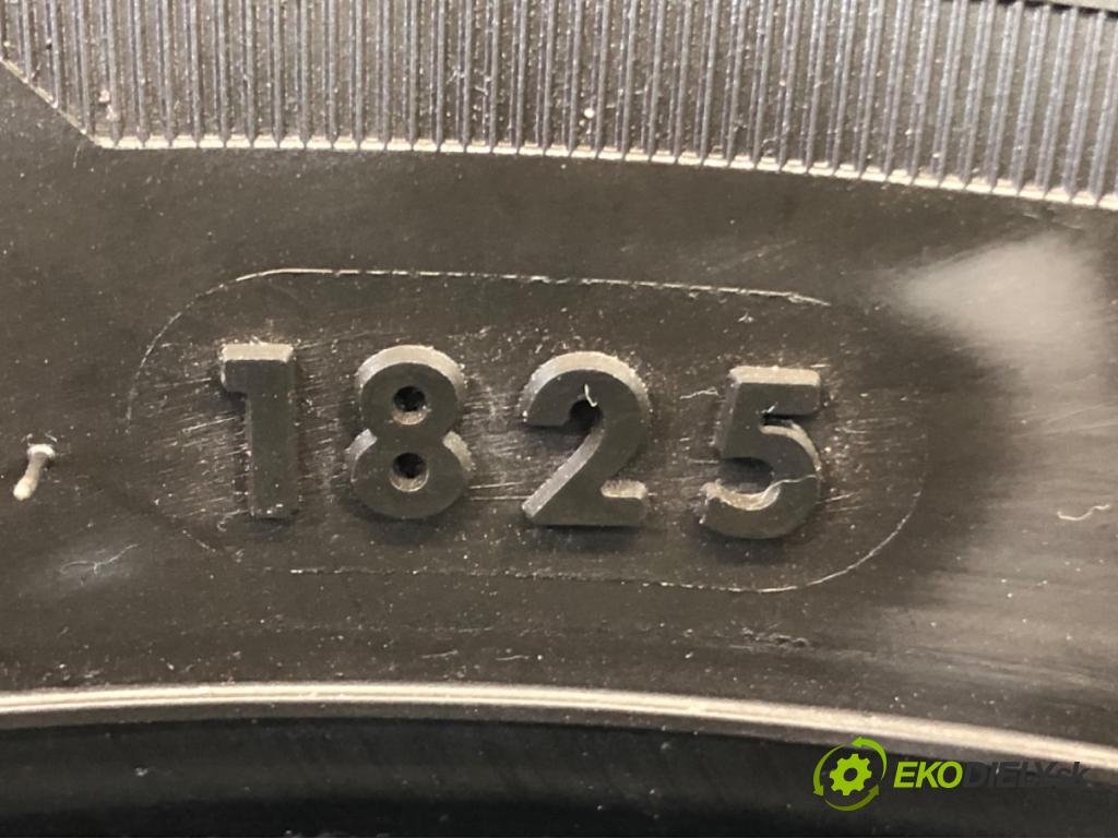 --- ---      PNEUMATIKY: PARA: VÍCENÁ SEZÓNA: 175/65 14"