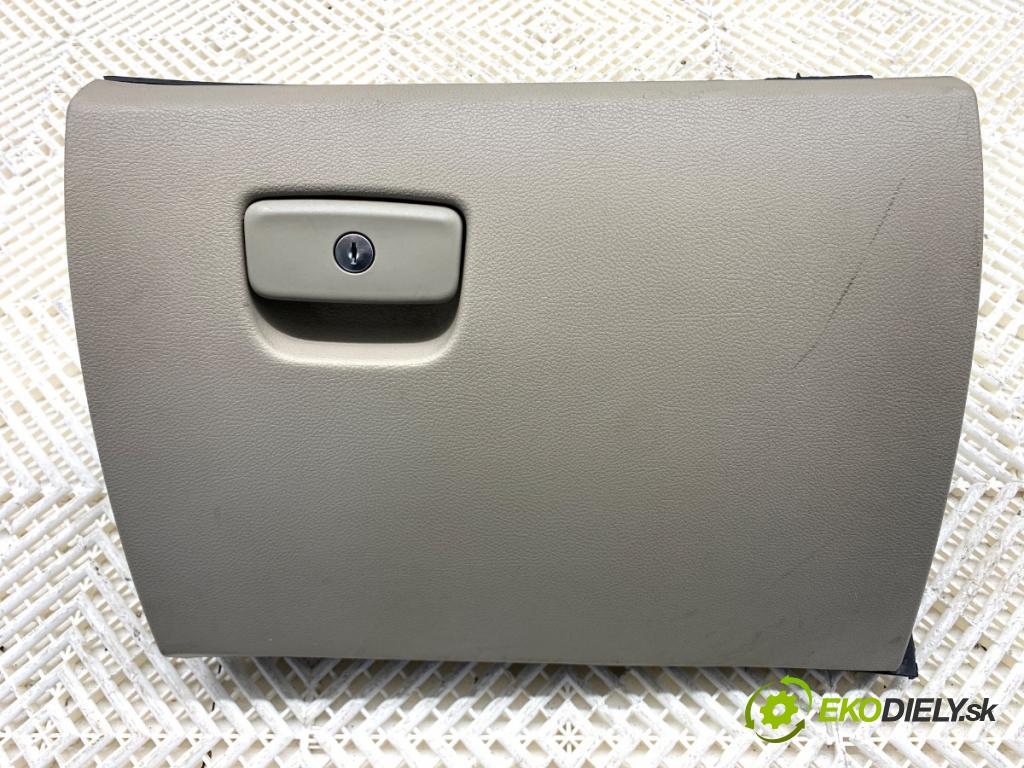 JEEP GRAND CHEROKEE WK SUV 2012 177 kW 3.0 CRD V6 4x4 2987 přihrádka kastlík spolujezdce P01449119BL (Přihrádka (kastlík))