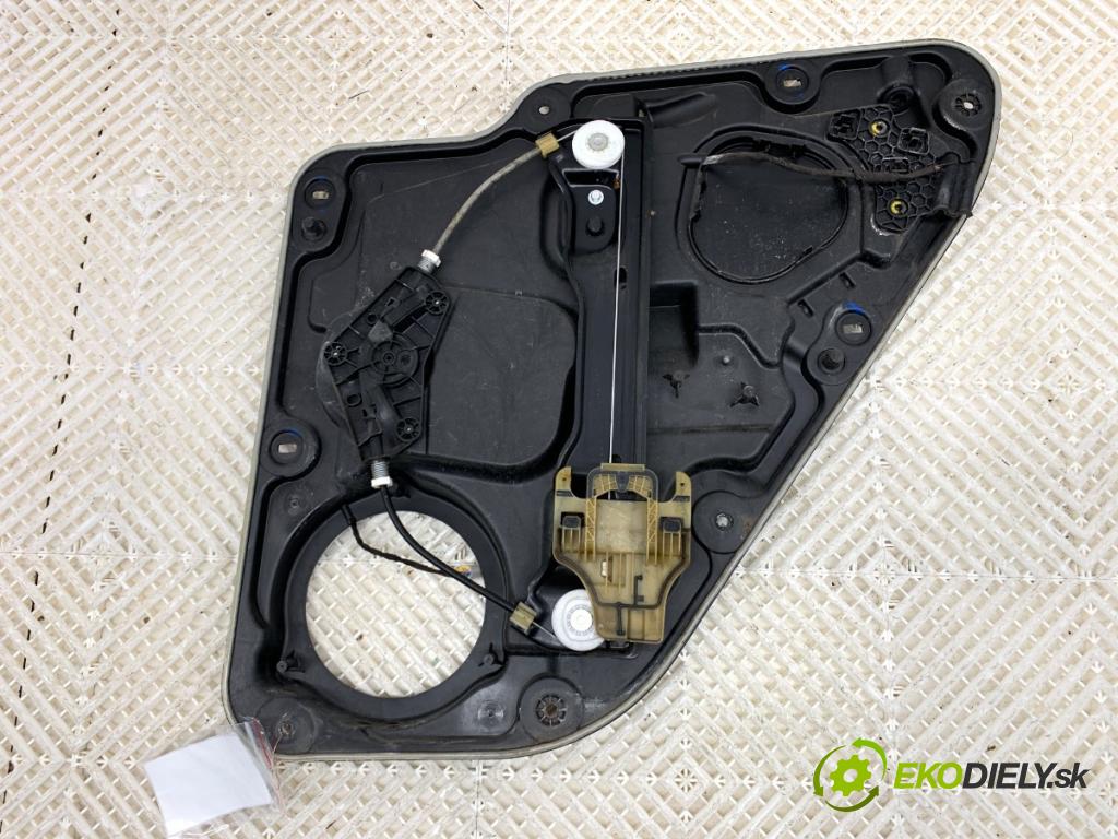 JEEP GRAND CHEROKEE WK SUV 2012 177 kW 3.0 CRD V6 4x4 2987 Mechanizmus okna ľavy zad 55113615AM