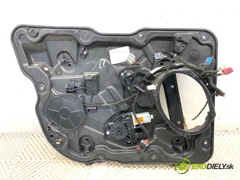 JEEP GRAND CHEROKEE WK SUV 2012 177 kW 3.0 CRD V6 4x4 2987 Mechanizmus okna ľavy predný 