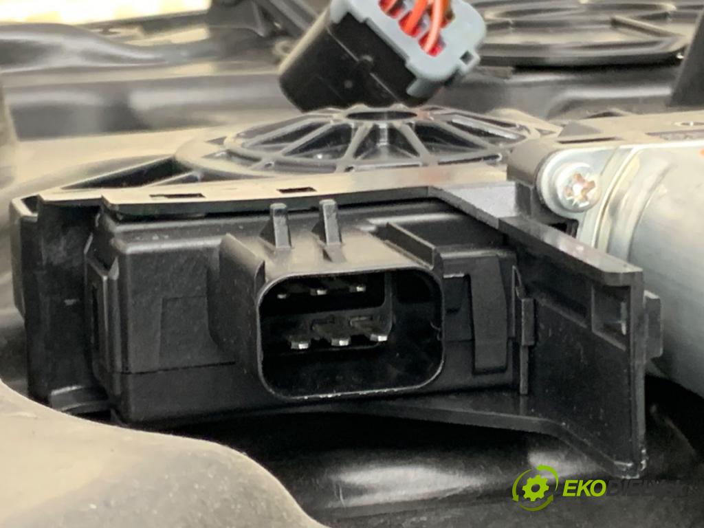 JEEP GRAND CHEROKEE WK SUV 2012 177 kW 3.0 CRD V6 4x4 2987 Mechanizmus okna ľavy predný