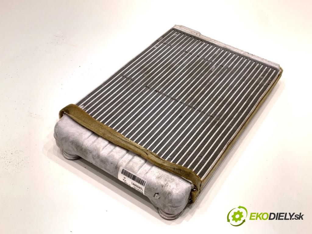 JEEP GRAND CHEROKEE WK SUV 2012 177 kW 3.0 CRD V6 4x4 2987 Výhrevné teleso, radiátor kúrenia T6099001 (Radiátor kúrenia)