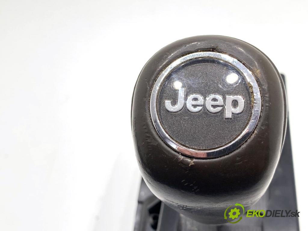 JEEP GRAND CHEROKEE WK SUV 2012 177 kW 3.0 CRD V6 4x4 2987 Kulisa P52124792AB (Rýchlostná páka (kulisa))